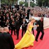 Charlize Theron et Sean Penn - Montée des marches du film "Mad Max : Fury Road" lors du 68 ème Festival International du Film de Cannes, à Cannes le 14 mai 2015.
