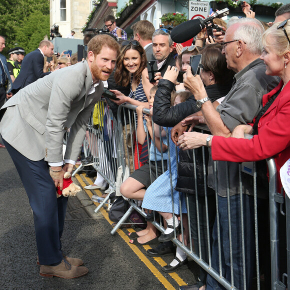 Le prince William, duc de Cambridge et le prince Harry arrivent au château de Windsor à la veille du Mariage Royal du prince Harry et de Meghan Markle le 18 mai 2018.
