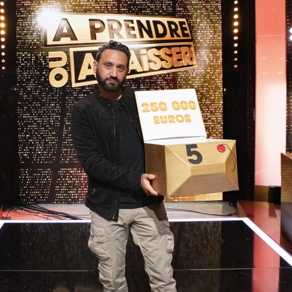 Exclusif - Pilote de "A Prendre ou à Laisser" (APOAL), la nouvelle émission présentée par Cyril Hanouna sur C8 en Prime, à partir de lundi 18 mai 2020 à Paris, France, le 15 mai 2020. © Jack Tribeca/Bestimage