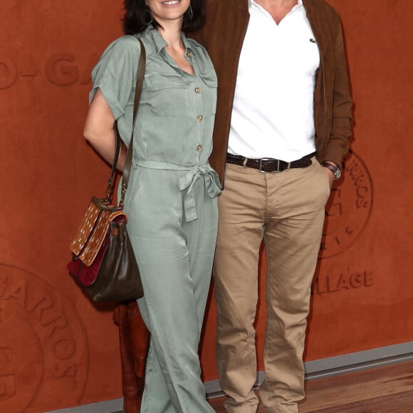 Jean Dujardin et sa femme Nathalie Péchalat - People au village pour la finale hommes lors des internationaux de France de tennis de Roland Garros 2019 à Paris le 9 juin 2019. © Jacovides - Moreau / Bestimage