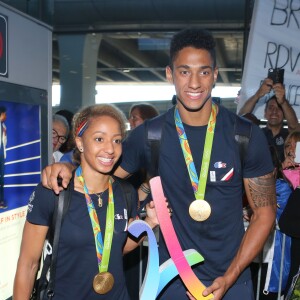 Tony Yoka et Estelle Mossely - Arrivées des athlètes des jeux olympiques de Rio 2016 à l'aéroport de Roissy le 23 août 2016.