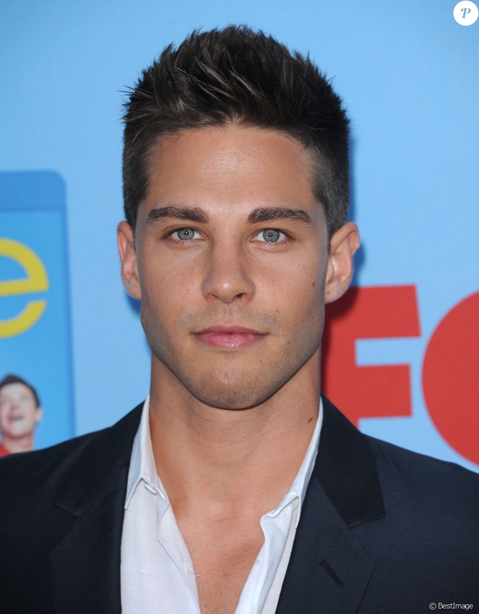 Dean Geyer - Soirée de lancement de la 4e saison de Glee à Los Angeles ...