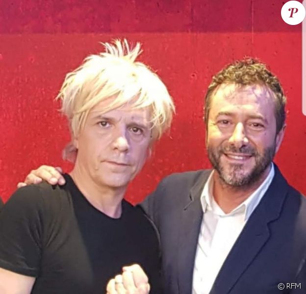 Nicola Sirkis et Indochine étaient les invités de Bernard Montiel dans l'émission "Une heure avec..." sur RFM le 7 juin 2020.