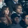 Mathieu Vergne et sa femme Ophélie Meunier dans les tribunes lors du match de Ligue 1 opposant le Paris Saint-Germain à l'AS Monaco au Parc des Princes à Paris, France, le 12 janvier 2020. Le PSG fait match nul face à l'AS Monaco (3-3).