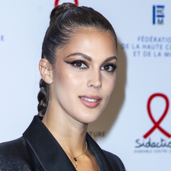 Iris Mittenaere lors du photocall de la 18ème édition du "Dîner de la mode du Sidaction" au Pavillon Cambon Capucines - Potel et Chabot à Paris, France, le 23 janvier 2020. © Olivier Borde/Bestimage