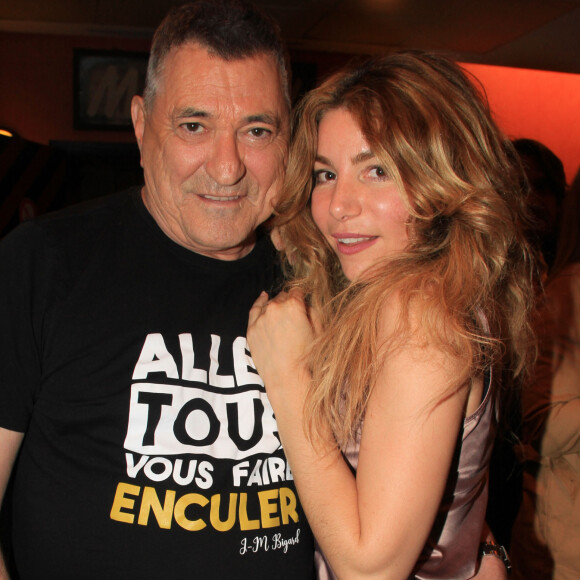 Exclusif - Jean-Marie Bigard et sa femme Lola Marois-Bigard après le spectacle "Il Etait Une Fois Jean-Marie Bigard" à L'Olympia de Paris, France, le 27 février 2020. © Philippe Baldini/Bestimage