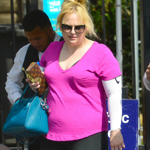 Exclusif - Rebel Wilson est allée à la salle de sport avec son coach sportif à Los Angeles, le 2 mars 2020.
