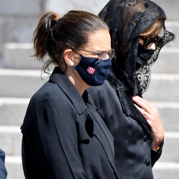 La princesse Stéphanie de Monaco - Obsèques de la baronne Elizabeth-Ann de Massy (Elisabeth Anne), cousine du prince Albert II en la cathédrale Notre-Dame-Immaculée de Monaco le 17 juin 2020 © Bruno Bebert / Bestimage