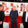 Exclusif - Régis Laspalès, Michel Drucker, Philippe Chevallier lors de l'enregistrement de l'émission Vivement Dimanche avec Chevallier et Laspalès présentée par Michel Drucker au studio Gabriel à Paris le 30 mai 2020. L'émission sera diffusée le 21 juin 2020 sur France 2 © Guillaume Gaffiot / Bestimage