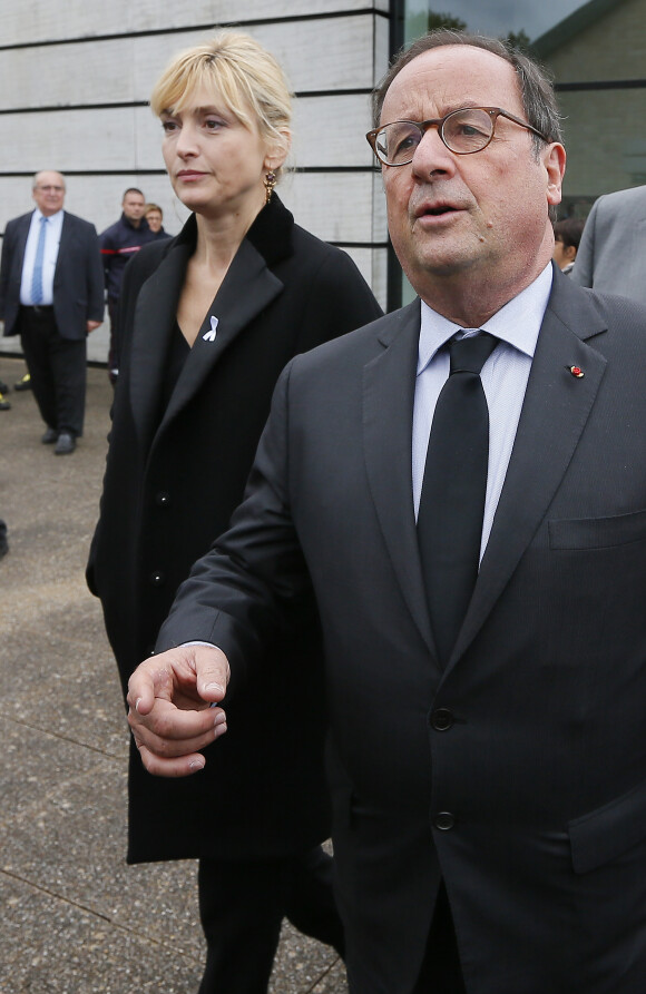 François Hollande et sa compagne Julie Gayet - Claude Chirac, son mari Frédéric Salat-Baroux et son fils Martin Rey-Chirac se sont rendus au musée du président Jacques Chirac de Sarran en Corrèze le 5 octobre 2019. © Patrick Bernard/Bestimage