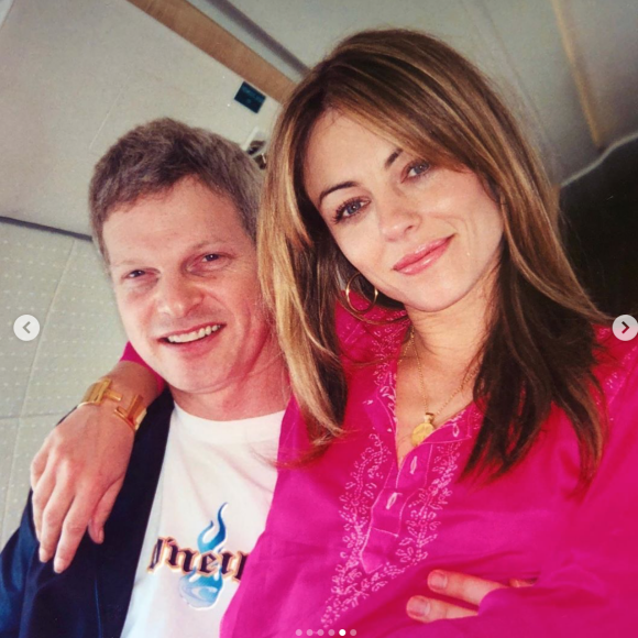 Elizabeth Hurley et son ex-compagnon Steve Bing. Photo publiée le 23 juin 2020.