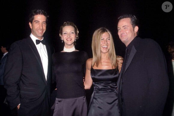 Lisa Kudrow, Jennifer Aniston, Matthew Perry et David Schwimmer aux People Choice Awards à Los Angeles 2000.