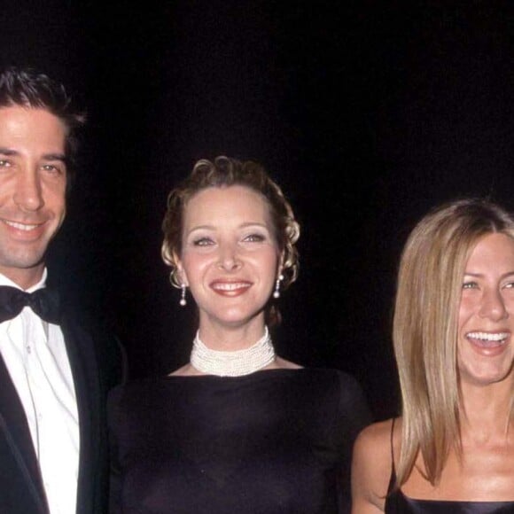 Lisa Kudrow, Jennifer Aniston, Matthew Perry et David Schwimmer aux People Choice Awards à Los Angeles 2000.