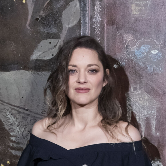 Marion Cotillard lors du photocall du défilé Chanel Métiers d'Art 2019 / 2020 au Grand Palais à Paris le 4 décembre 2019 © Olivier Borde / Bestimage
