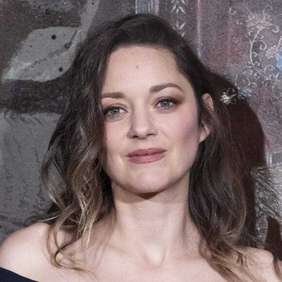 Marion Cotillard lors du photocall du défilé Chanel Métiers d'Art 2019 / 2020 au Grand Palais à Paris le 4 décembre 2019 © Olivier Borde / Bestimage