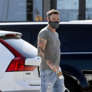 Exclusif - Brian Austin Green à la sortie du Trancas Country Market à Malibu. Le 2 juillet 2020.