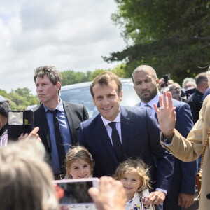 Le Président de la République Emmanuel Macron et sa femme la Première Dame Brigitte Macron sont allés voter à la Mairie du Touquet-Paris-Plage lors du second tour des élections municipales, le 28 juin 2020. © Eliot Blondet/Pool/Bestimage