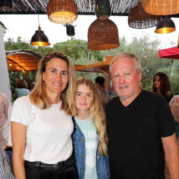 Exclusif - André Boudou, sa femme Adine et leur fille Alcéa lors de la soirée d'inauguration de l'Hôtel Lou Pinet et du restaurant Beefbar à Saint-Tropez le 11 juillet 2020. La soirée était organisée par Caroline Barclay pour la famille Pariente (fondateur de Naf Naf). L'occasion aussi de célébrer l'anniversaire de Jacqueline Veyssière, ancienne directrice des caves du roi pendant 30 ans © Luc Boutria / Nice Matin / Bestimage
