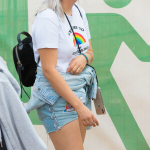 Louane est venue assister au concert de son amie Angèle pendant le Main Square Festival à Arras en France, le 4 juillet 2019.  Louane came to attend the concert of her friend Angèle during the Main Square Festival in Arras, on July 4th, 2019.04/07/2019 - Arras