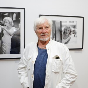 Exclusif - Hugues Aufray - Vernissage de l'exposition photo "Divine Marilyn" à la Galerie Joseph à Paris le 10 juillet 2019. A partir du mardi 9 juillet et jusqu'au 22 septembre, la galerie Joseph, à Paris, réussit avec l'exposition " Divine Marilyn ", le tour de force de réunir les clichés de quatre grands noms de la photographie américaine ayant immortalisé Marilyn Monroe. © Marc Ausset-Lacroix/Bestimage