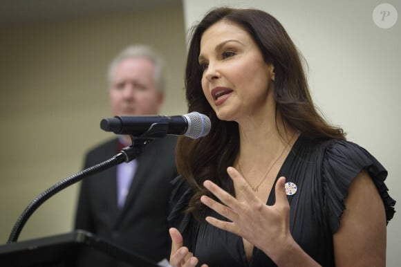 Ashley Judd, ambassadrice de bonne volonté donne un disours lors de son passage au siege de l'ONU à New York le 1er avril 2019.