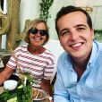 Le youtubeur e-dison, de son vrai nom Maxence Cappelle, et sa mère. Juillet 2020.