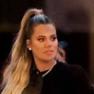 Exclusif - Khloe Kardashian et son compagnon Tristan Thompson sont allés diner avec K. Jenner et son compagnon B. Simmons à Beverly Hills. Les 2 couples sont sortis séparément du restaurant afin d'être discret... Le 24 juin 2018