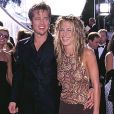 Brad Pitt et Jennifer Aniston aux Emmy Awards en 1999, à Los Angeles.