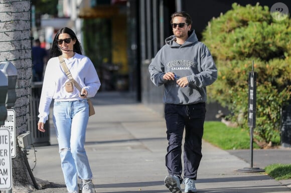 Exclusif - Scott Disick est allé à la bijouterie XIV Karats, Ltd en compagnie d'une mystérieuse inconnue dans le quartier de Beverly Hills à Los Angeles, le 5 février 2020