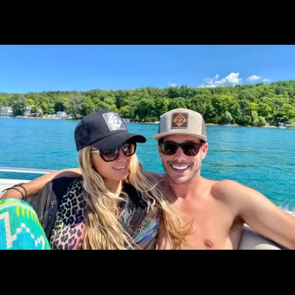 Paris Hilton et son nouvel amoureux, Carter Reum, sur Instagram. Le 8 août 2020.