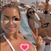 Mélanie Da Cruz et son amoureux Anthony Martial ont passé une journée à la plage à Cannes avec le footballeut Morgan Schneiderlin et son épouse Camille qui est enceinte de leur deuxième enfant, le 25 août 2020.
