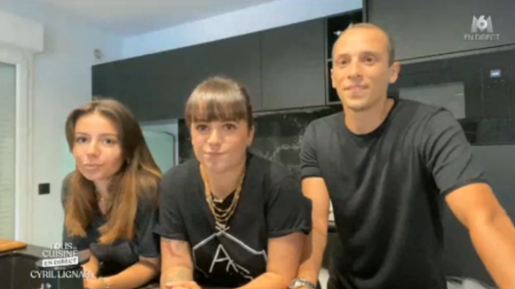 Alizée avec Grégoire Lyonnet et Annily dans "Tous en cuisine" - M6