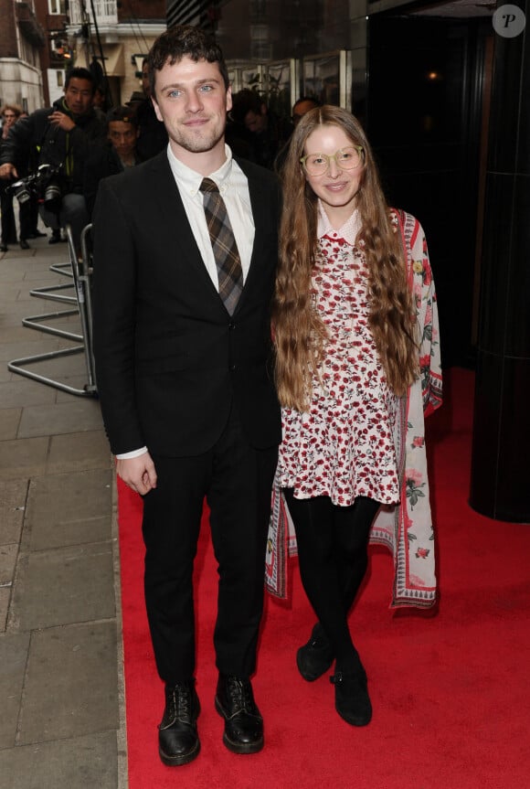 Alfie Brown et sa compagne Jessie Cave lors de la première du film "Tale of Tales" à Londres, le 1er juin 2016.