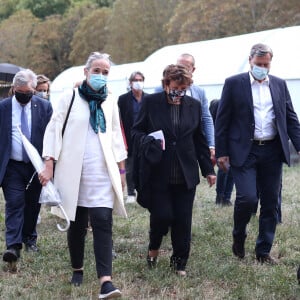 Exclusif - Delphine Ernotte, présidente de France Télévision, Roselyne Bachelot, ministre de la Culture lors du Festival des Festivals de Rock en Seine au parc de Saint-Cloud le 27 août 2020. Un spectacle diffusé en live sur France 2. © Tiziano Da Silva / Veeren Ramsamy / Bestimage