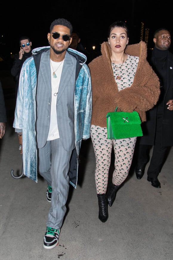Usher et sa compagne Jenn Goicoechea à Paris, début 2020.
