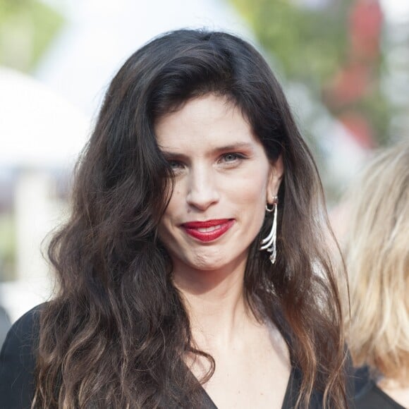 Maïwenn à la montée des marches de la soirée du 70e Anniversaire du Festival International du Film de Cannes, le 23 mai 2017. © Pierre Perusseau/Bestimage