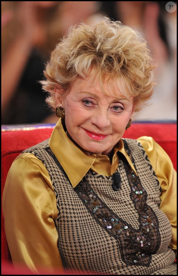 Annie Cordy sur le plateau de "Vivement Dimanche".