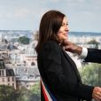 La maire de Paris, Anne Hidalgo et Pierre Aidenbaum lors de la réunion du conseil de Paris, à la mairie de Paris, qui l'élira officiellement après sa victoire aux élections municipales de Paris 2020 le week-end dernier. Le 3 juillet 2020, à Paris, France. © Stéphane Lemouton/Bestimage