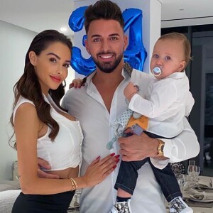 Nabilla et Thomas Vergara avec leur fils Milann (Instagram).