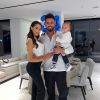 Nabilla Benattia avec Thomas Vergara et son bébé Milann, le 3 septembre 2020