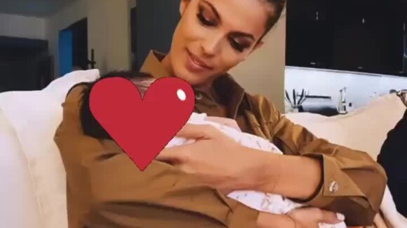 Iris Mittenaere et sa nièce Azel sur Instagram.
