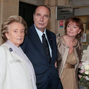 Jacques, Claude et Bernadette Chirac - Mariage de Claude Chirac et Frédéric Salat-Baroux à la mairie du 6e arrondissement de Paris le 11 février 2011.