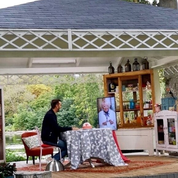 Mercotte en duplex sur le tournage de la saison 9 du "Meilleur Pâtissier", photo Instagram du 27 septembre 2020