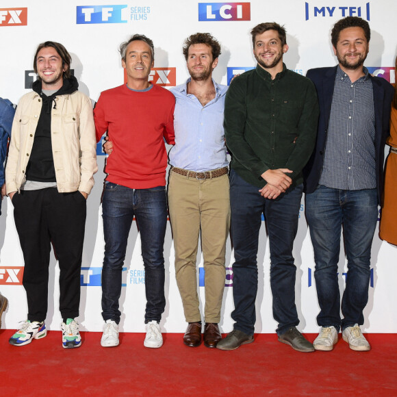 L'équipe de l'émission "Quotidien" : Salhia Brakhlia, Julien Bellver, Martin Weill, Etienne Carbonnier, Yann Barthès, Pablo Mira, Paul Larrouturou, Azzeddine Ahmed-Chaouch et Alison Wheeler - Soirée de rentrée 2019 de TF1 au Palais de Tokyo à Paris, le 9 septembre 2019. © Pierre Perusseau/Bestimage