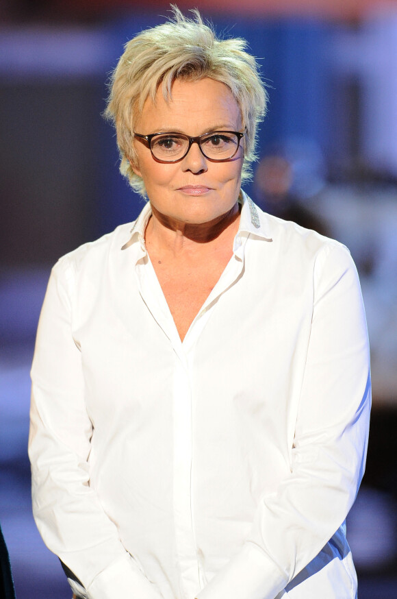 Exclusif - Muriel Robin - Enregistrement de l'émission "La Chanson secrète 5", qui sera diffusée début 2020 sur TF1, à Paris. © Gaffiot-Perusseau / Bestimage