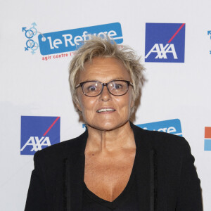 Exclusif - Muriel Robin - 2ème soirée de Gala au profit de l'association nationale "Le Refuge" et de ses actions de soutien aux jeunes LGBT+ victimes d'homophobie ou de transphobie, au théâtre des Folies Bergère à Paris, le 18 novembre 2019. © Gorassini/Perusseau/Bestimage