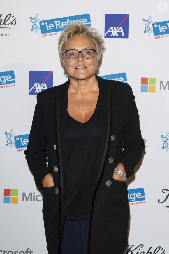 Exclusif - Muriel Robin - 2ème soirée de Gala au profit de l'association nationale "Le Refuge" et de ses actions de soutien aux jeunes LGBT+ victimes d'homophobie ou de transphobie, au théâtre des Folies Bergère à Paris, le 18 novembre 2019. © Gorassini/Perusseau/Bestimage