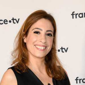 Léa Salamé au photocall de la conférence de presse de France 2 au théâtre Marigny à Paris le 18 juin 2019 © Coadic Guirec / Bestimage  