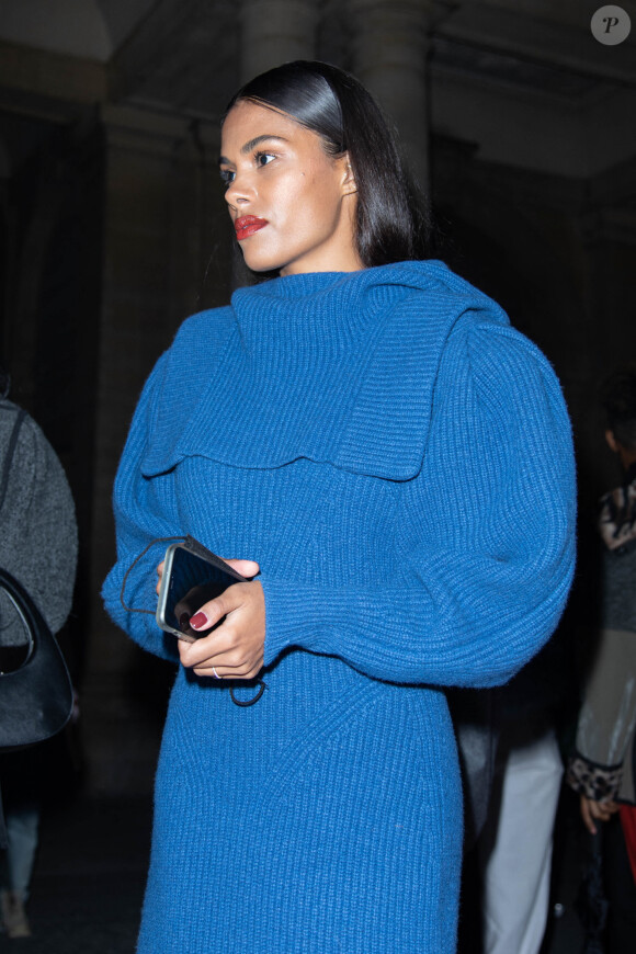 Tina Kunakey arrive au défilé de mode prêt-à-porter printemps-été 2021 "Isabel Marant" à Paris. Le 1er octobre 2020 © Jeremy Melloul / Bestimage