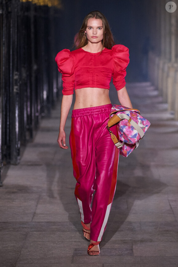 Défilé de mode prêt-à-porter printemps-été 2021 "Isabel Marant" à Paris. Le 1er octobre 2020.